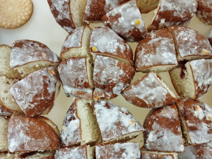 Pączki i faworki Babci Honorki