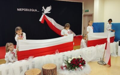 Niepodległa -występ gr. 6 – latków, film