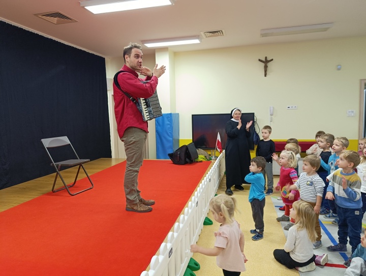 Koncert edukacyjny dla dzieci – poznajemy akordeon