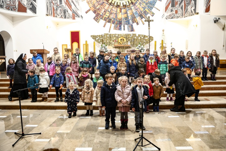 Kochamy Was całym sercem – występ z okazji Dnia Babci i Dziadka