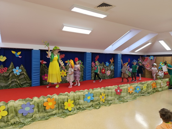 Przedszkolaki witają Panią Wiosnę!